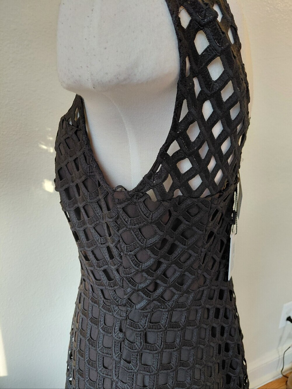 Milly Annemarie Lattice- Women's 6 Black Embroidered Handkerchief Dress NWT - Picture 7 of 15